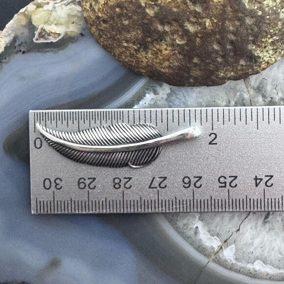 Sterling Silver Southwestern Style Engraved Feather Unisex Pendant - Picture 9 of 10